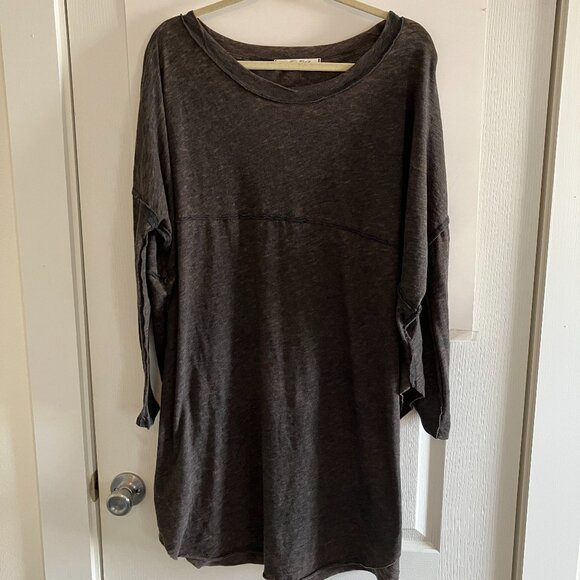 We The Free Tops - We the Free Oversized Gray/Brown Tee Shirt Size Medium Stretchy Comfy Boho